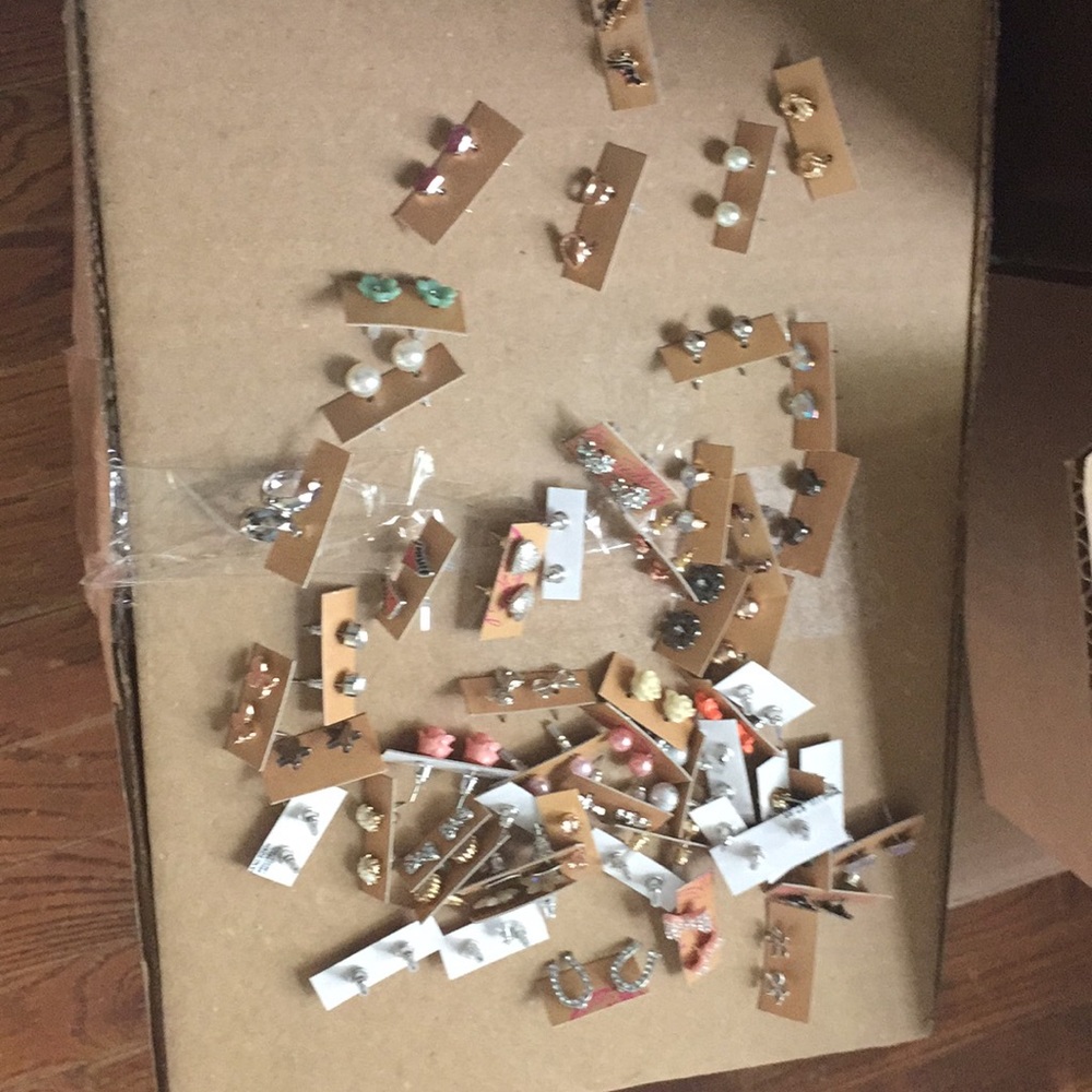 40 random pair of new earrings